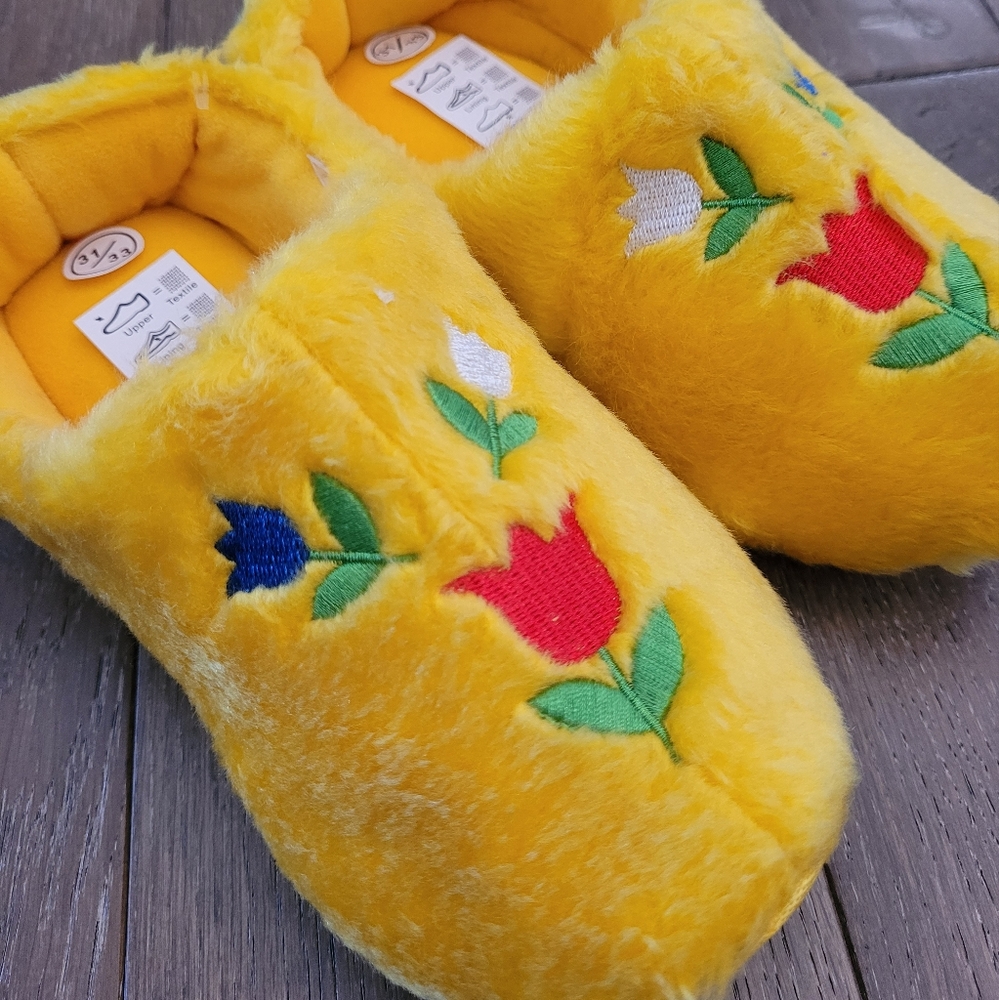 Dutch Tulip "Wooden Shoe" Slippers